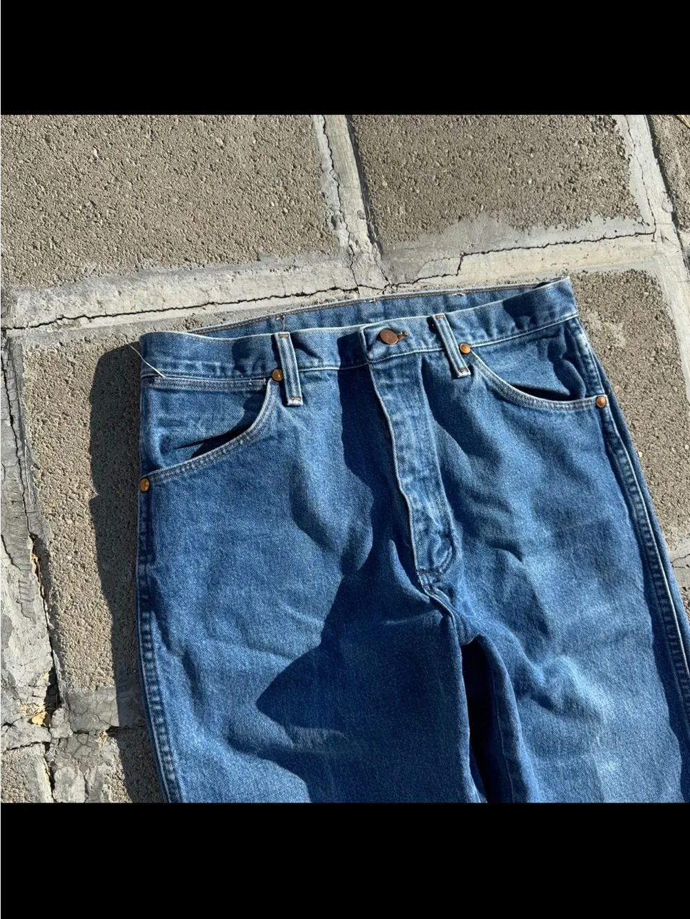 Vintage Wrangler Blue Jeans